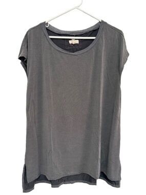 Cupio Charcoal Short Sleeve Tunic Top